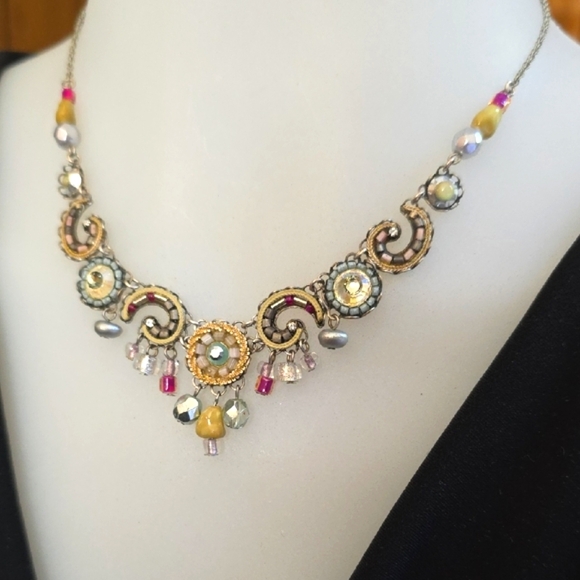 Ayalabar Necklace - Picture 4 of 10